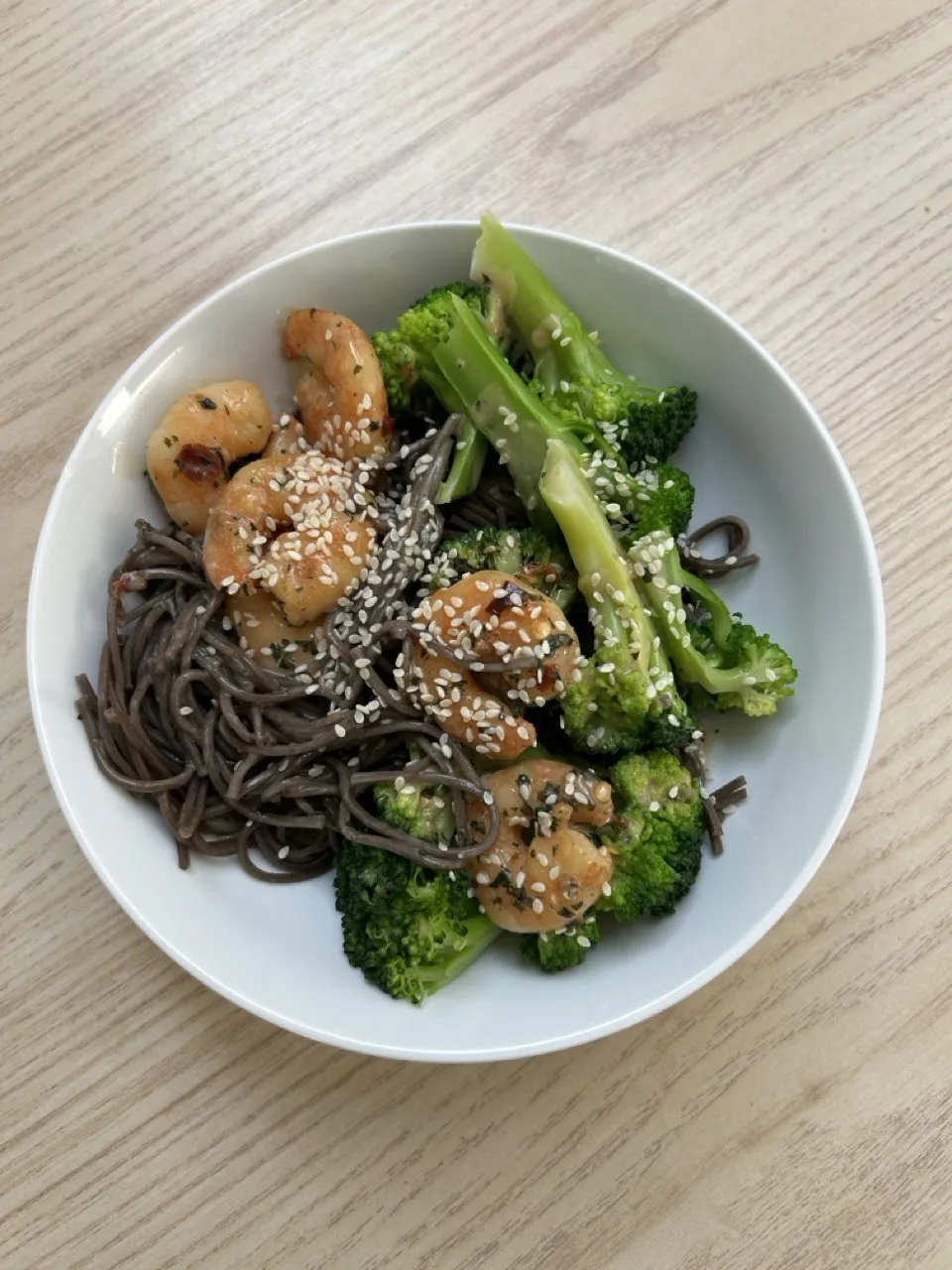 Soba noodles with prawns